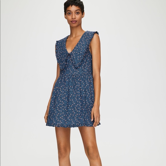 Wilfred Dresses & Skirts - NWOT Aritzia Wilfred Selma Dress